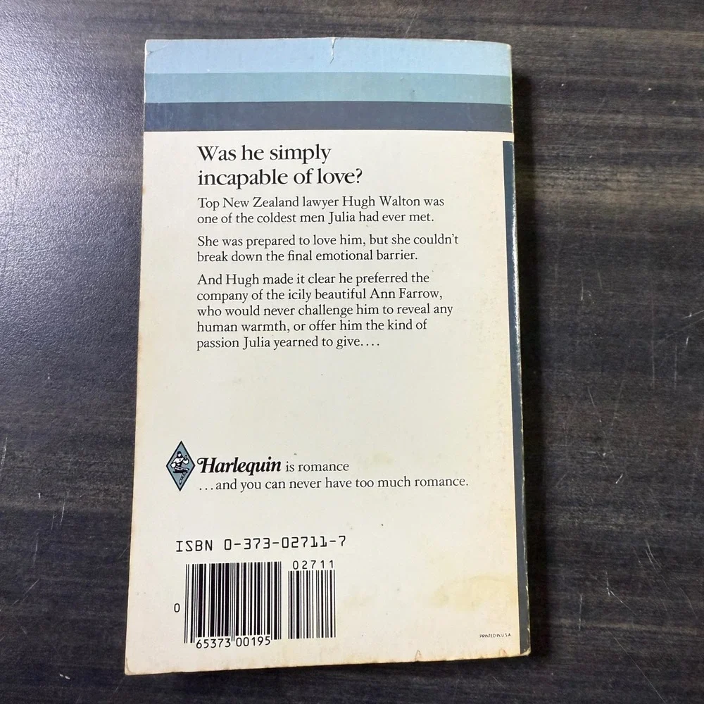 Harlequin Romance Love in the Valley Susan Napier Vintage Paperback‎ Book